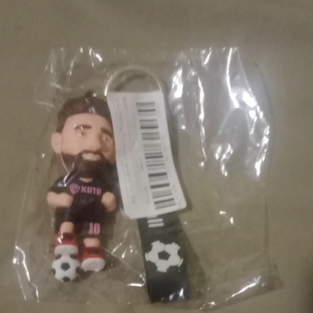 Soccer Player Keychain with Black and White Details, #10 MESSI